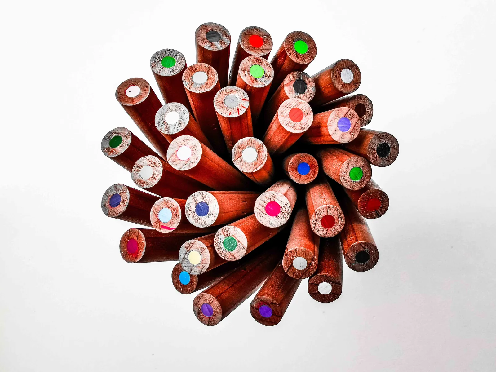 Lápices II: fotografía artística de objeto cotidiano, serie Objetos, por Robert Díaz
